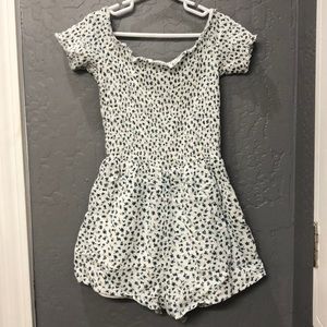 PACSUN floral romper!!